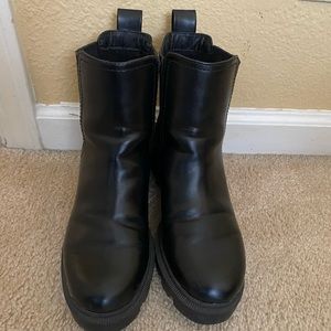 Universal Thread Women's Black Boots size 8